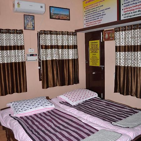 Homestay Senthil Akam Ćidambaram Zewnętrze zdjęcie