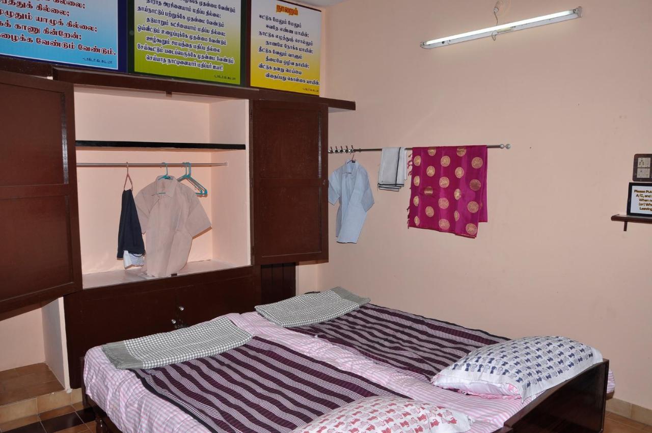 Homestay Senthil Akam Ćidambaram Zewnętrze zdjęcie